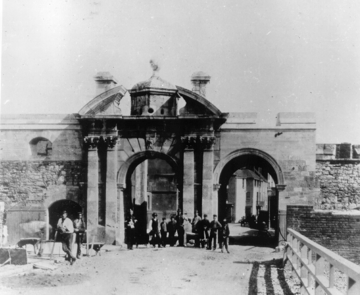 King James' Gate in Portsmouth (3)