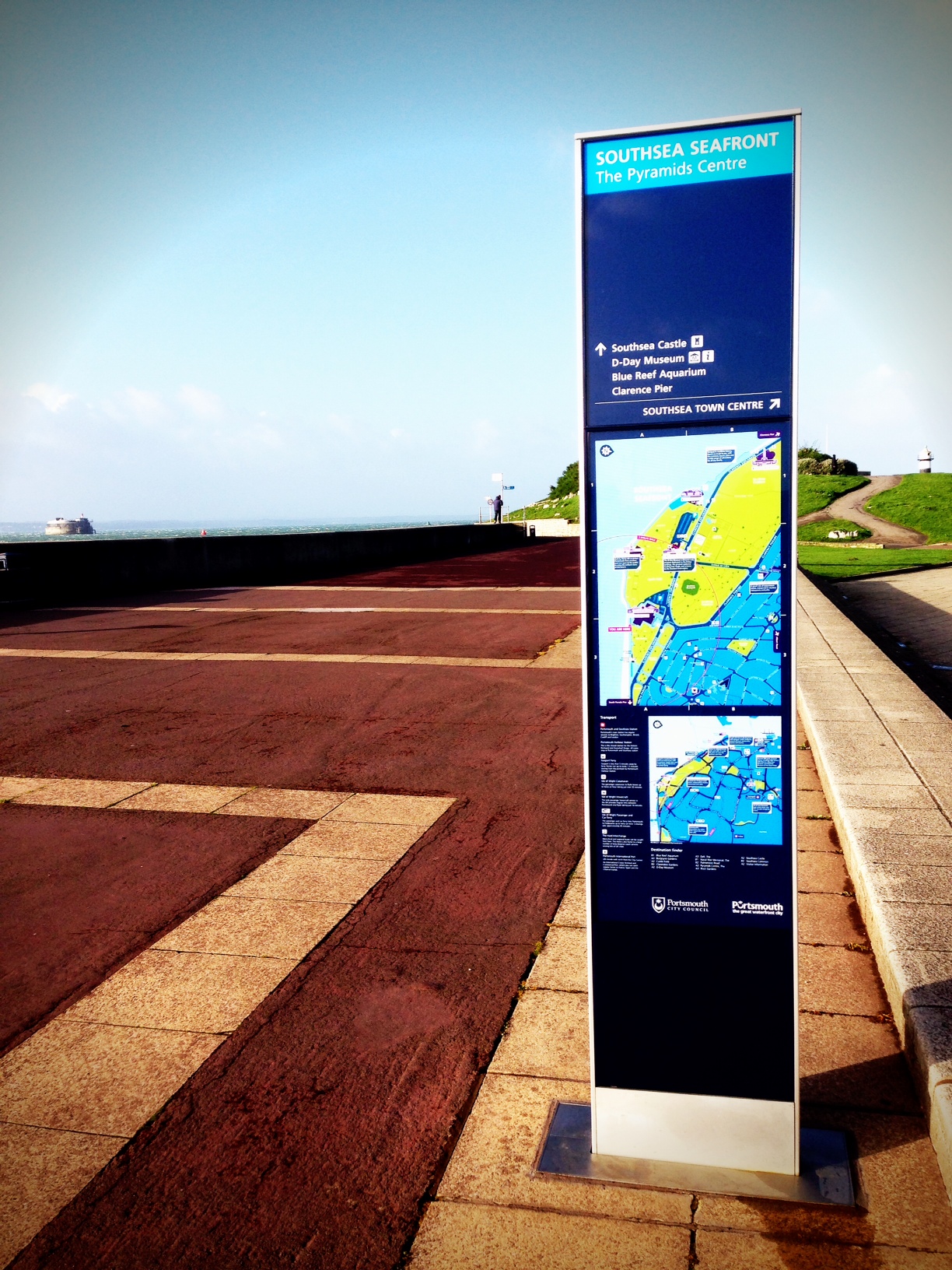 New Tourist Information Signs in Portsmouth (1)