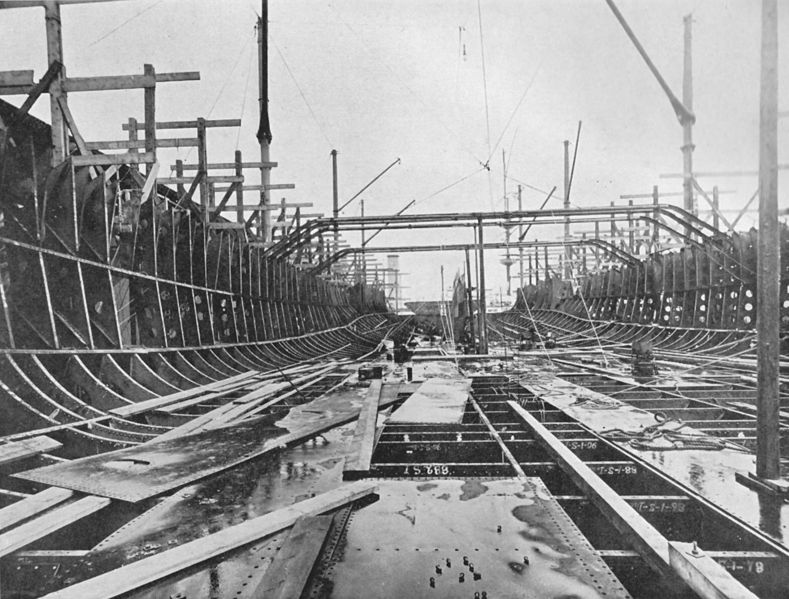 HMS Dreadnought (1)