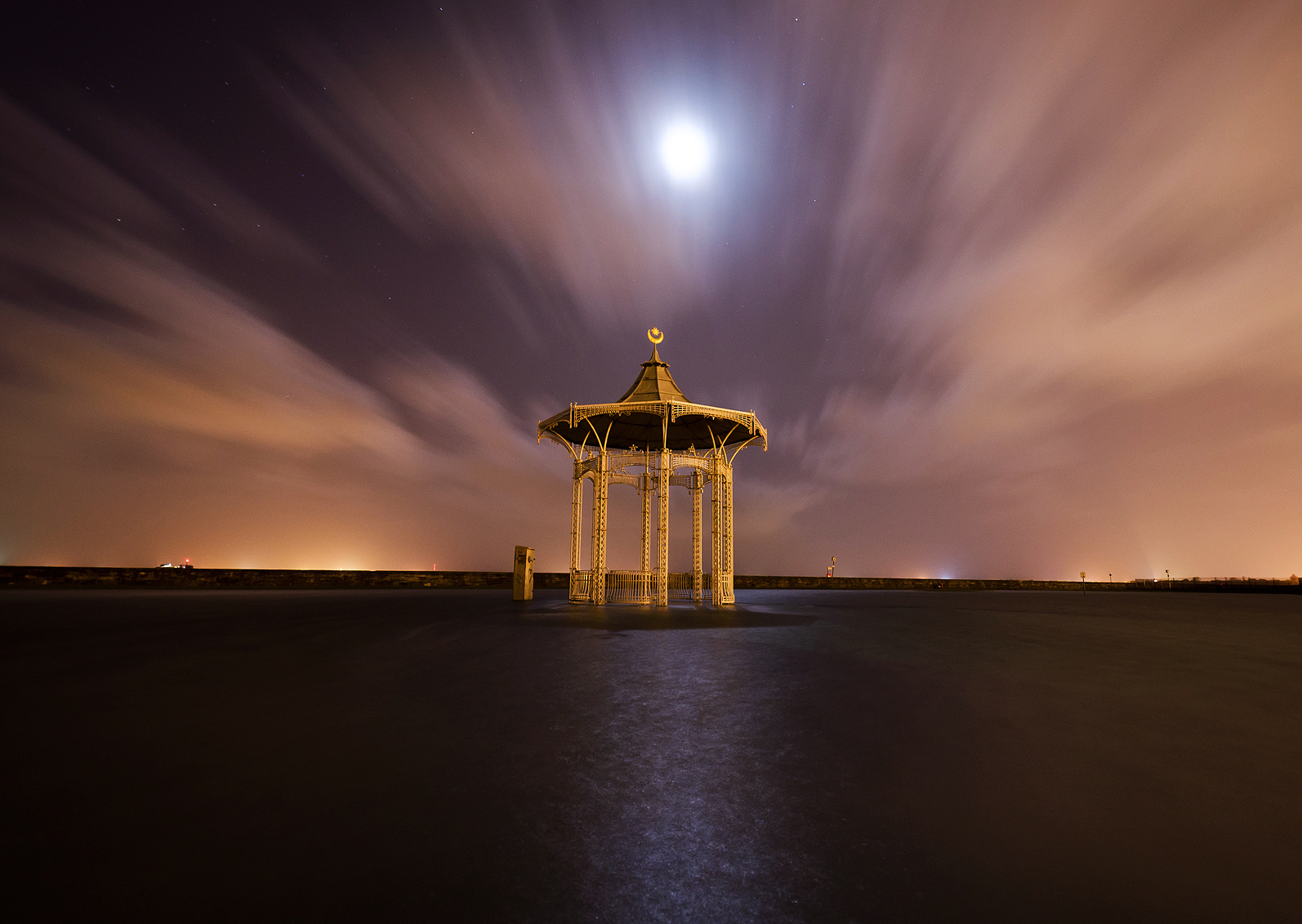 Jon Neil Bandstand Low Res