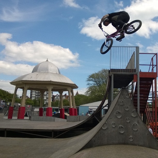 Southsea Skatepark by Chris Grant