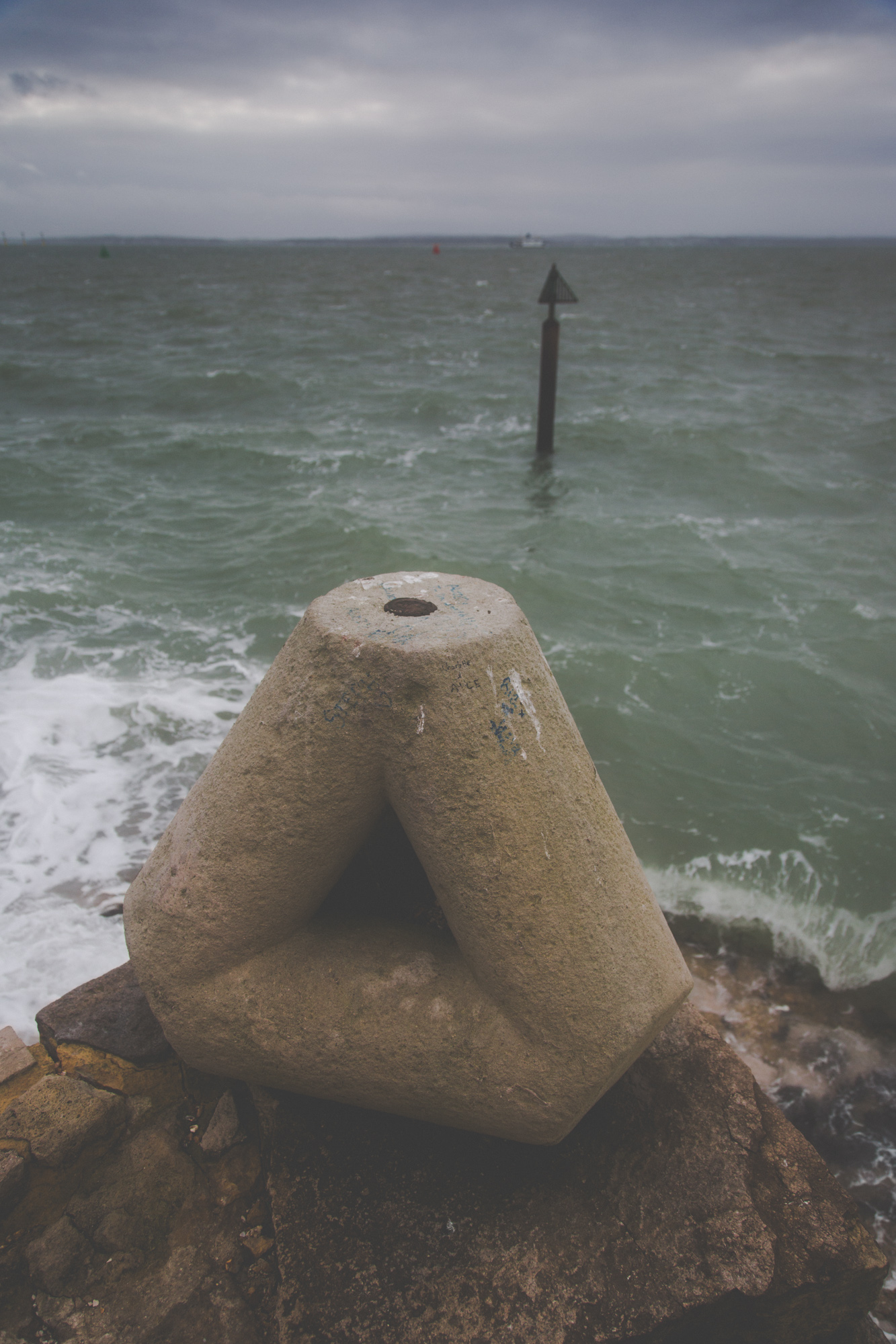 A John Maine sculpture sits at the end of the SPur Redoubt, overlooking a wintery Solent sea